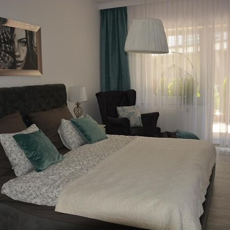 Apartament Na Lesnej โปเบียโรโว ภายนอก รูปภาพ
