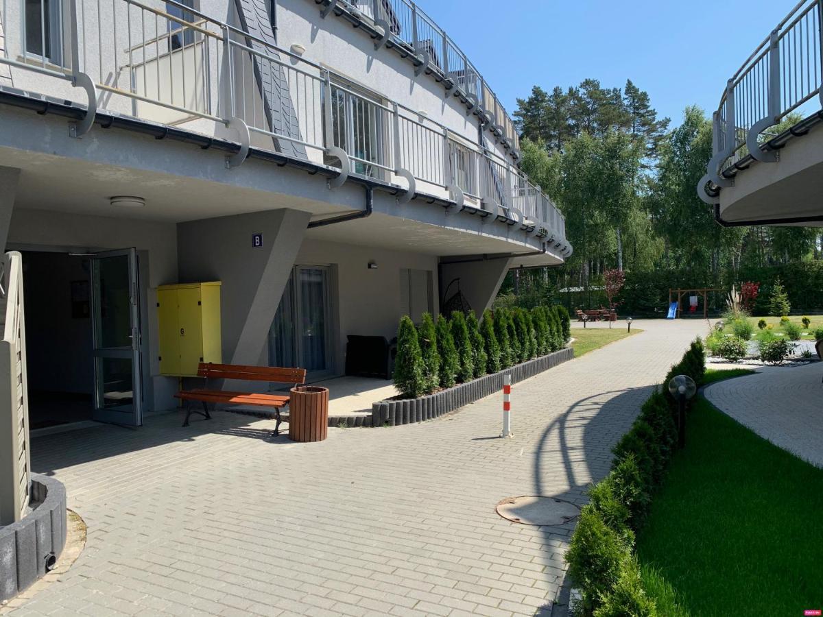Apartament Na Lesnej โปเบียโรโว ภายนอก รูปภาพ